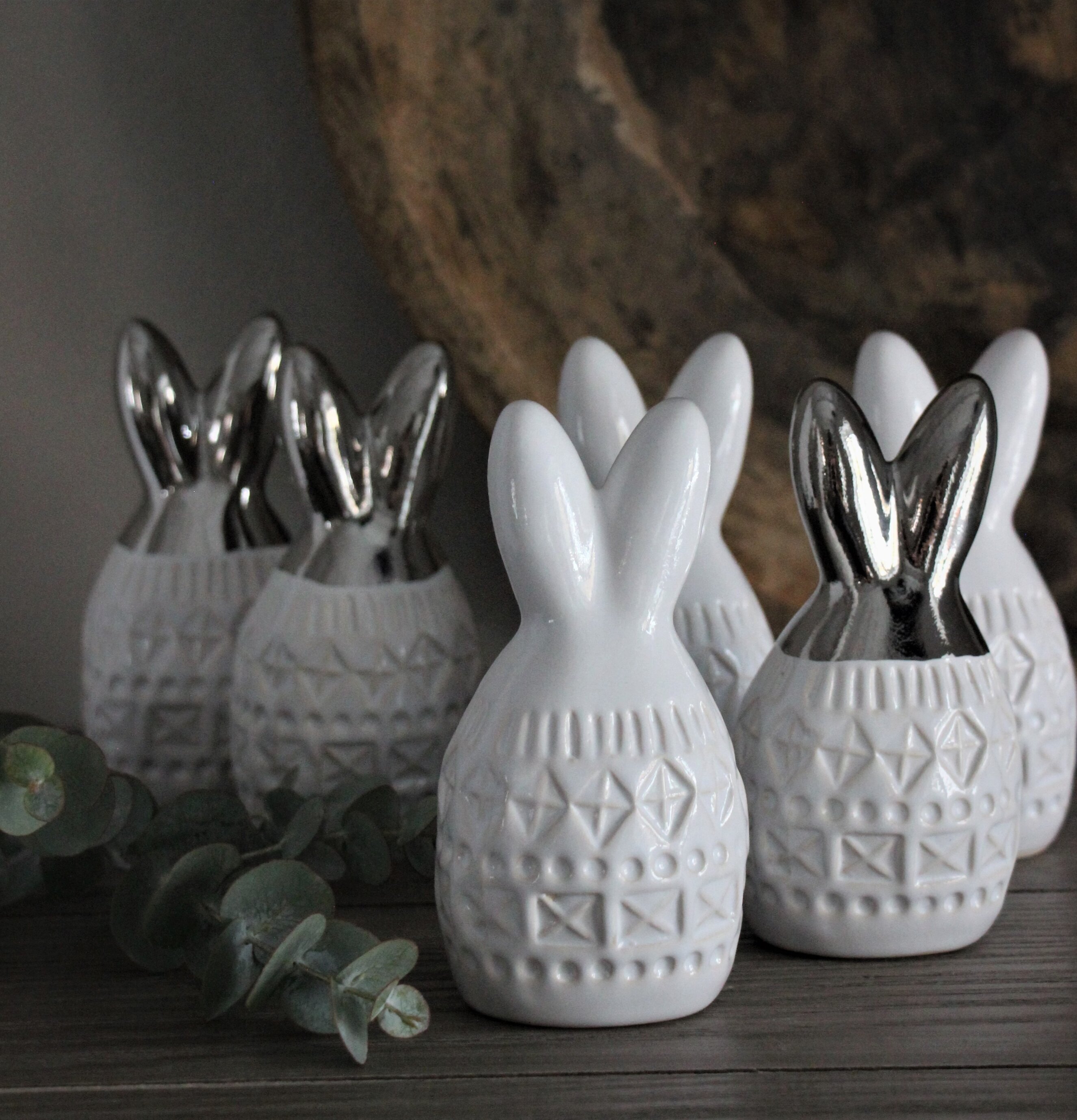 Bohemian Decor Rabbit Silver från Majas Cottage på träbord