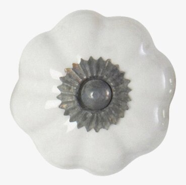 Knopp Blomma Vit från House Doctor med blommig design