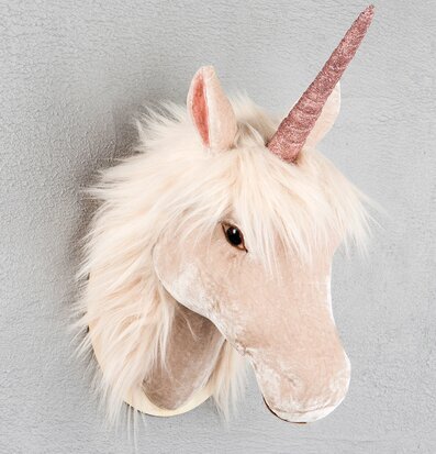Enhörning Creme/Rosa från A Lot Decoration monterad på vägg