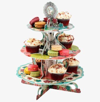 Kakfat Pastries & Pearls från Talking Tables med bakverk