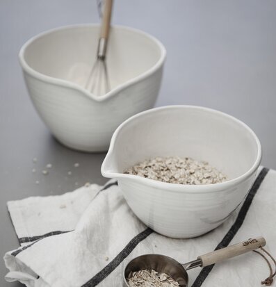 Spillkum Stengods Ø 20 cm från Ernst i aktiv köksmiljö