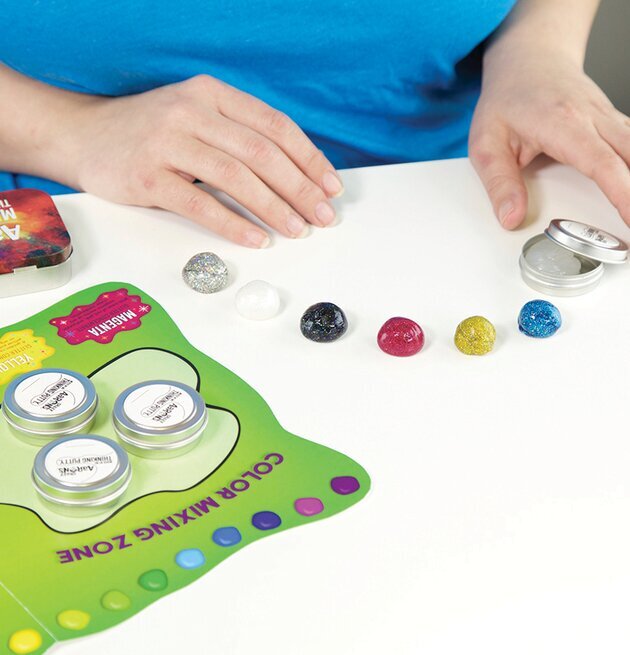 Mixed By Me Kit Holographic från Crazy Aarons Thinking Putty
