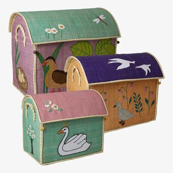 Förvaringskorg Small Ugly Ducking från Rice med svanmotiv