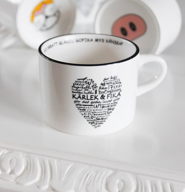 Minimuggar Kärlek & Fika från Majas Cottage i vit keramik