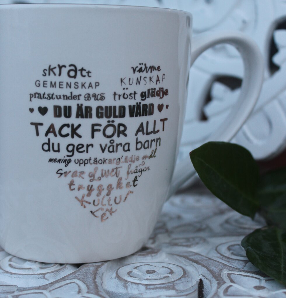 Mugg Fröken Vit/Guld från Majas Cottage med tacksam text