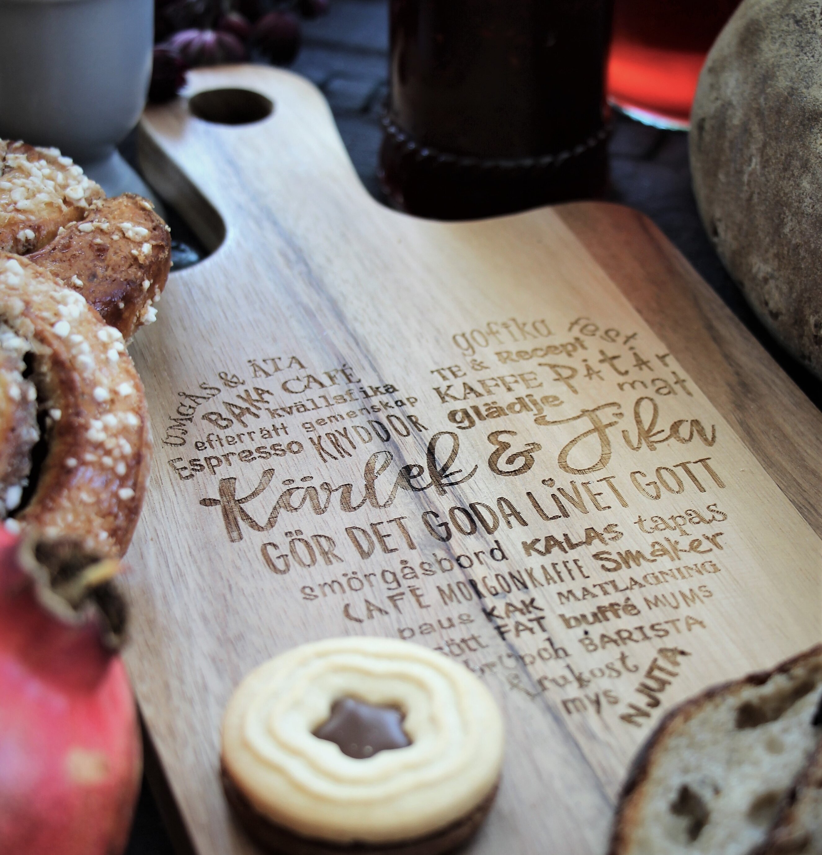 Skärbräda Kärlek & Fika från Majas Cottage med fika-tema