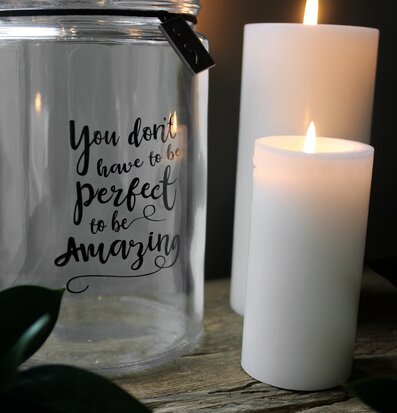 Lykta Amazing från Majas Cottage med inspirerande budskap