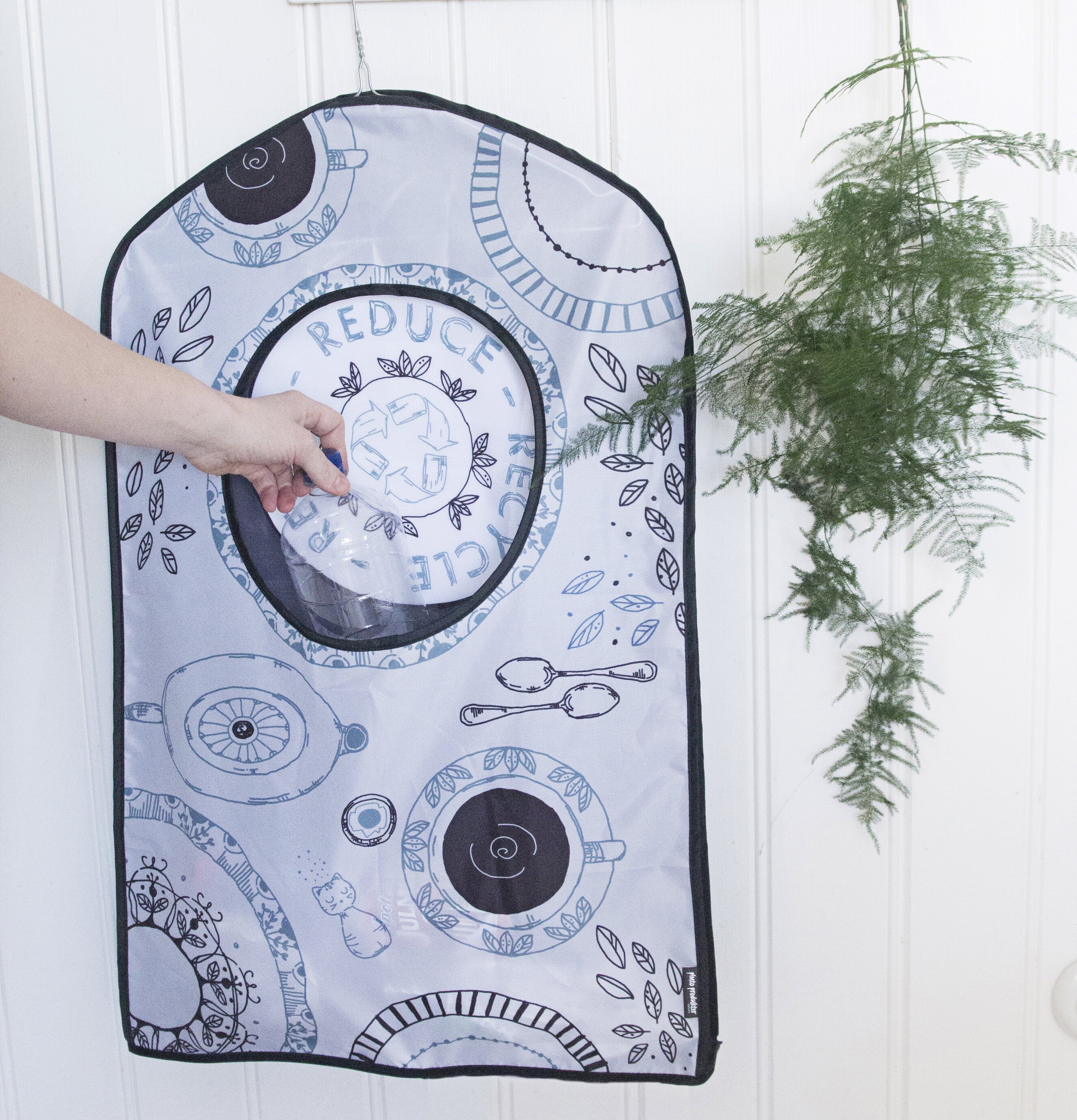 Förvaringspåse Kök från Pluto Produkter upphängd på vägg