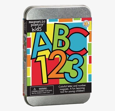 Kylskåpsmagneter - ABC123 från Magnetic Poetry i färgglad ask