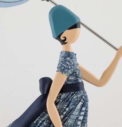 Bordslampa Carolina från Skitso i konstnärlig design