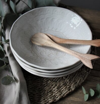 Skål Happiness från Majas Cottage med mandalamönster