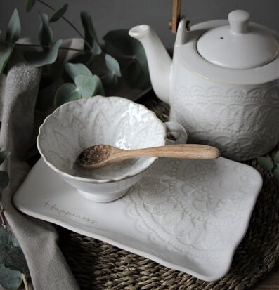 Assiett/Fat Happiness från Majas Cottage med spetsmönster