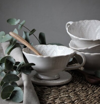 Coaster Happiness från Majas Cottage i rustik miljö