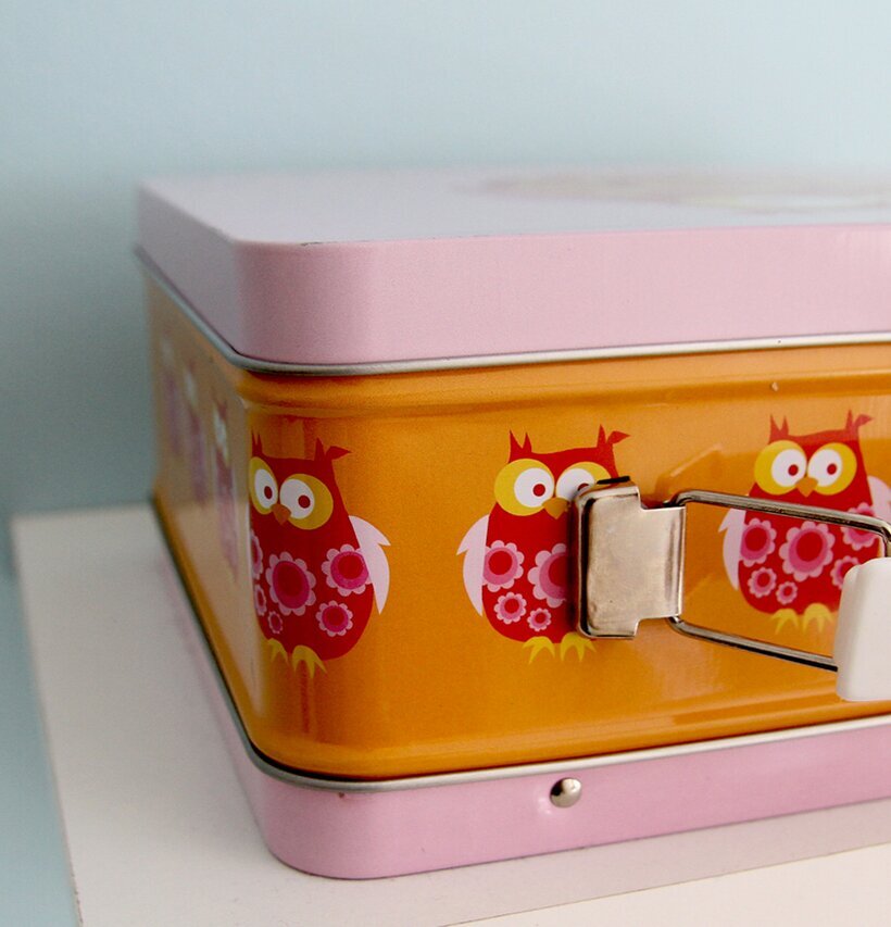 Lunchbox - Röd uggla från Blafre med färgstarka detaljer