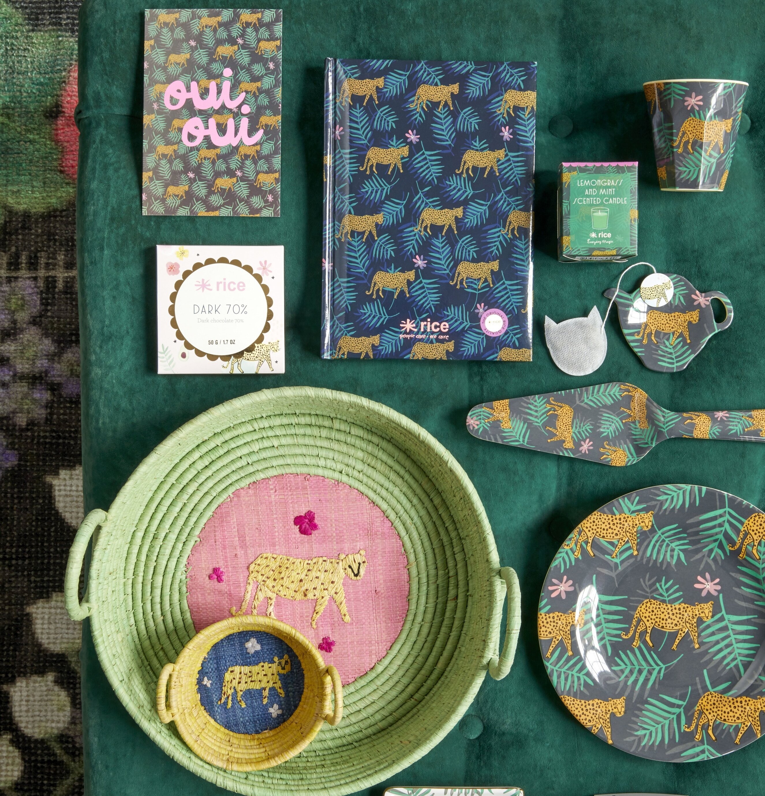 Mugg Leopard & Leaves Print från Rice i tropisk design