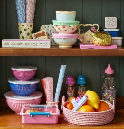 Liten Skål Pink Watercolor Splash Print från Rice på hylla