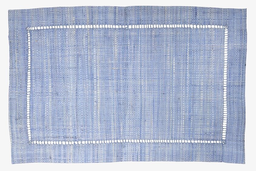 Bordstablett Soft Blue från Rice med dekorativ kant