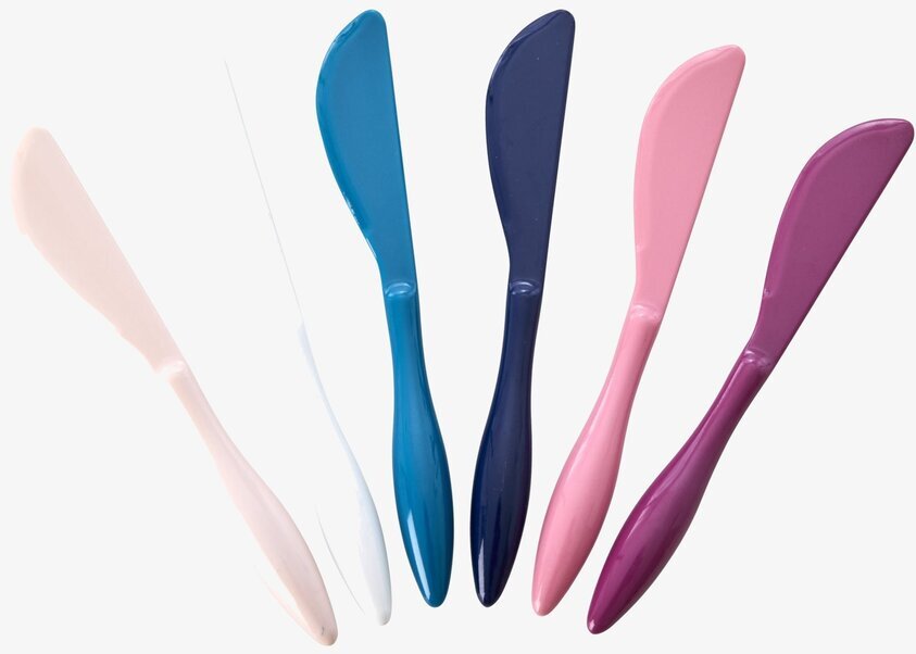 Smörknivar Simply Yes Colors från Rice i olika färger