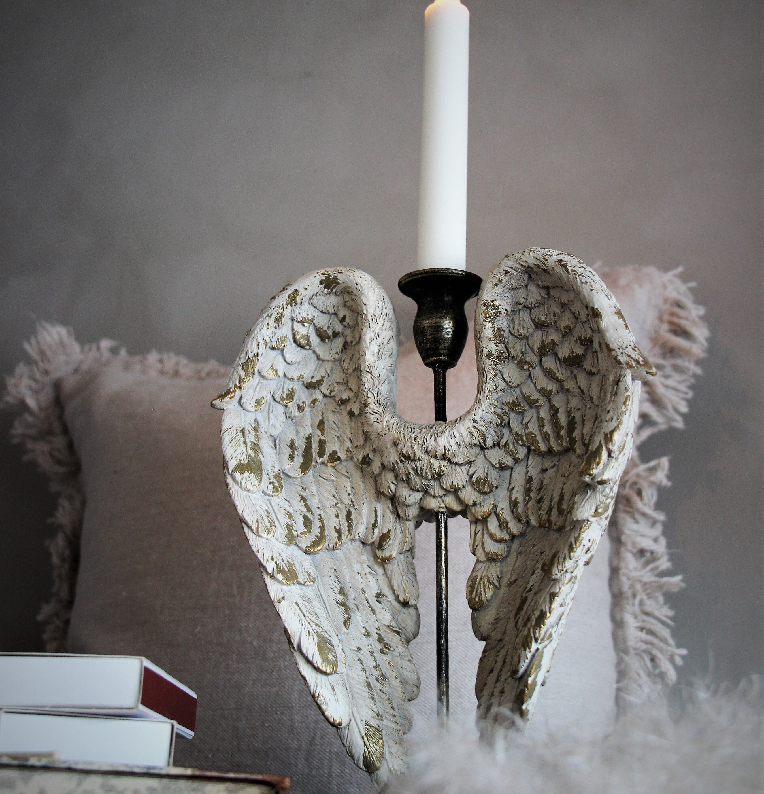 Ljusstake Angelwings Vintage Finish från Majas Cottage