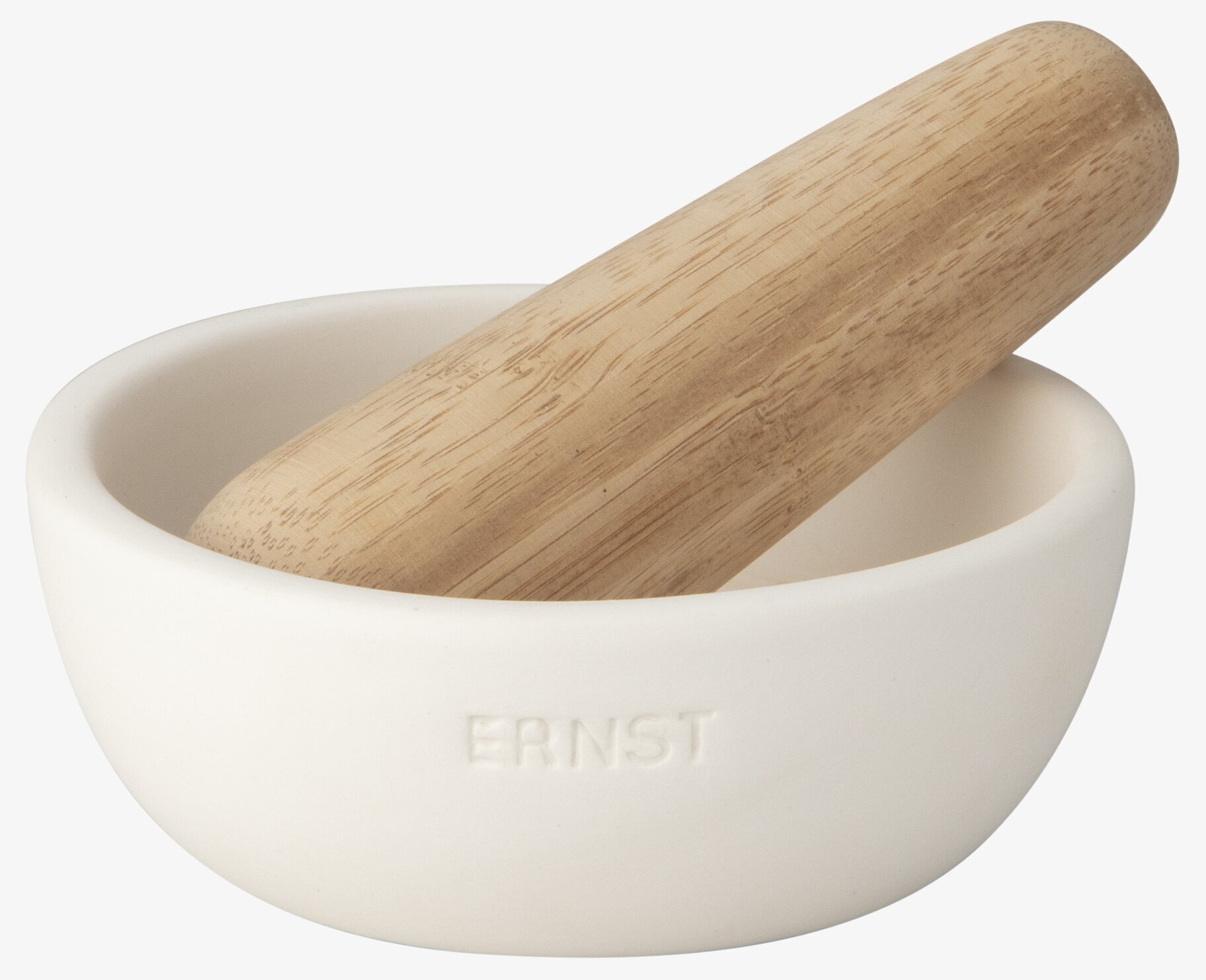 Mortel Stengods Vit från Ernst med trästöt i köksmiljö