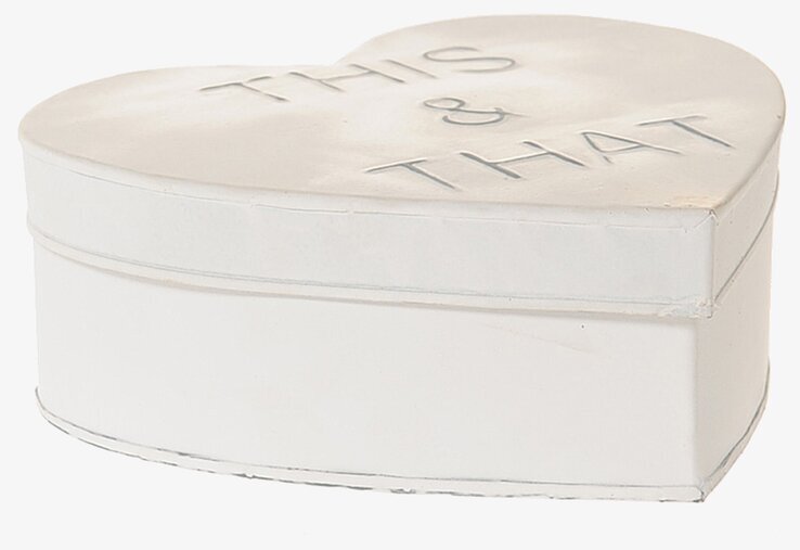 Box This & That från By ON, vit hjärtformad förvaringsask