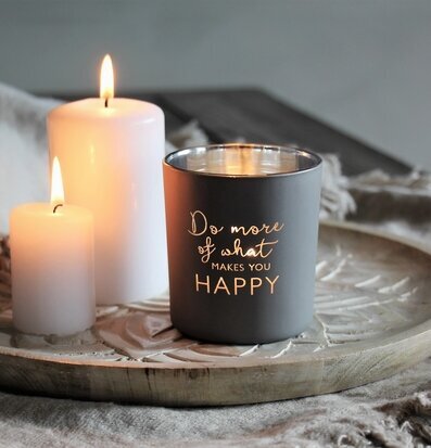 Bild av stämningsfullt ljusarrangemang i harmoni