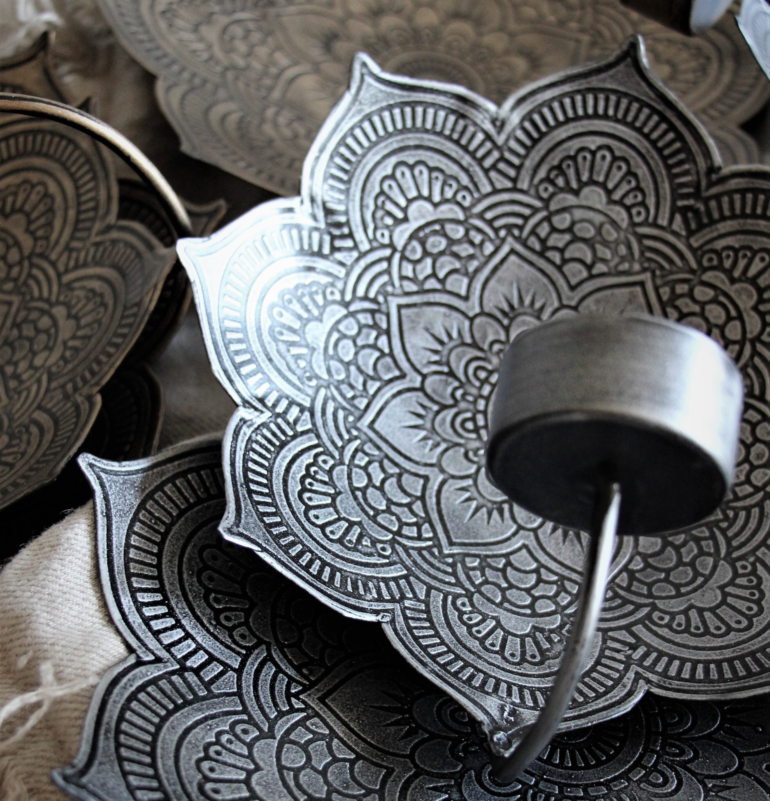 Väggljushållare Mandala Smoke Ø 22 cm från Majas Cottage