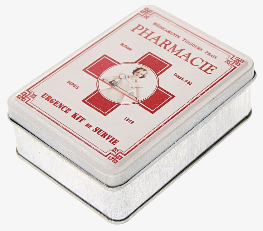 Box Mini Pharmacie från By ON i silver med rött kors