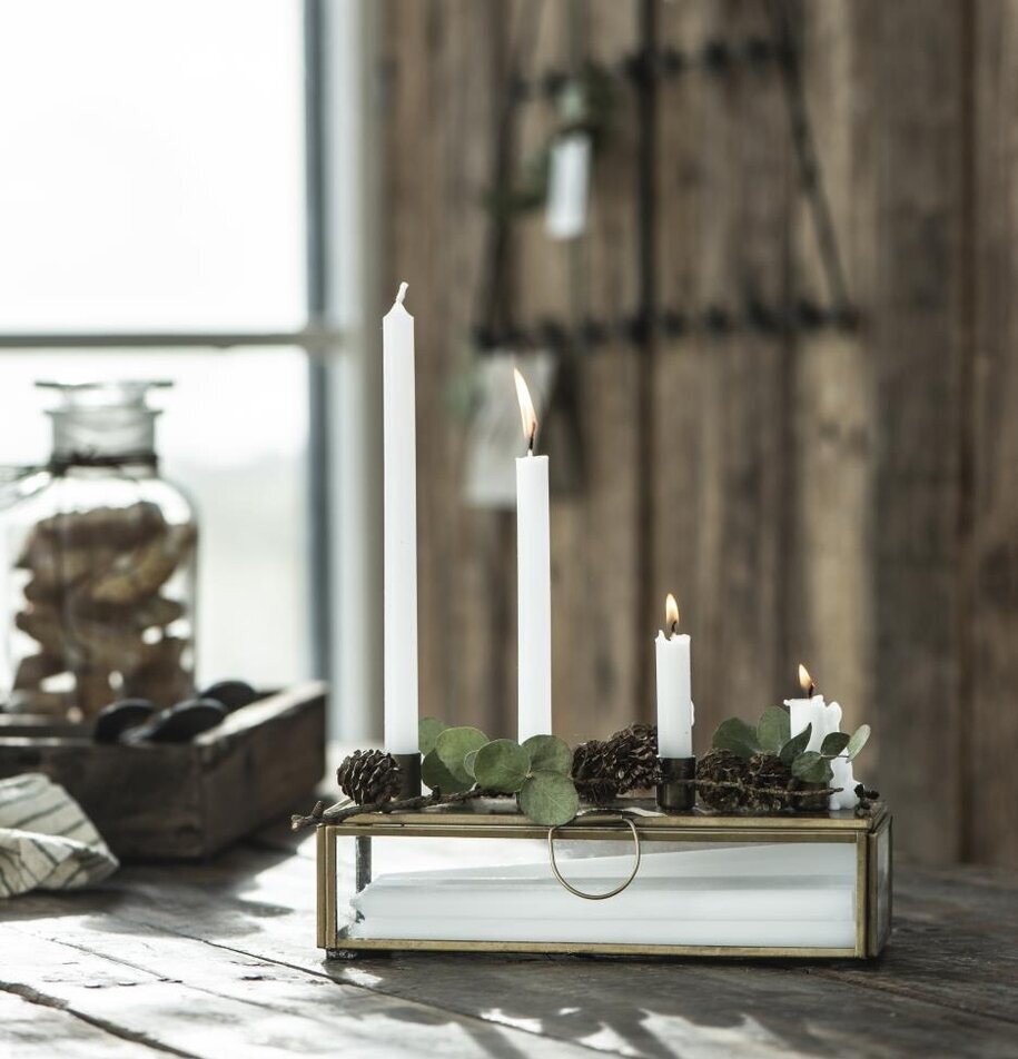Adventsljusstake Mässing från IB Laursen med naturdetaljer