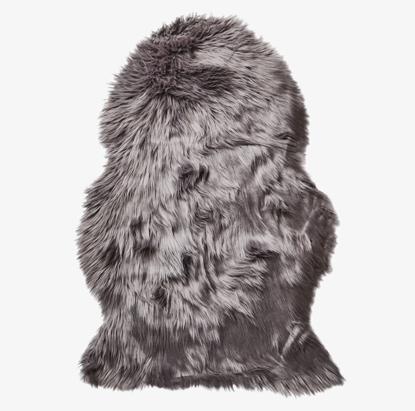 Konstgjord Lammfäll Grå från Affari i neutral inredning