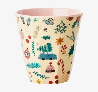 Bild: Julmugg med festligt motiv och slitstark design