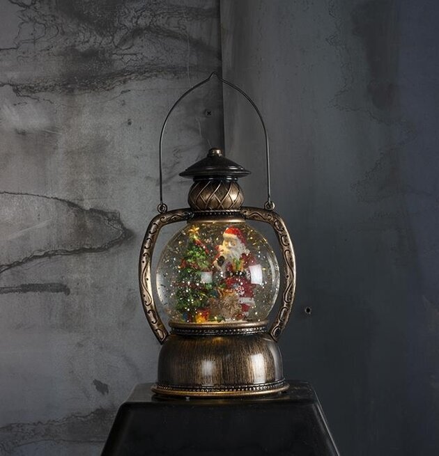 Lykta LED Vattenglob Tomte från Multi Agentur med glitter