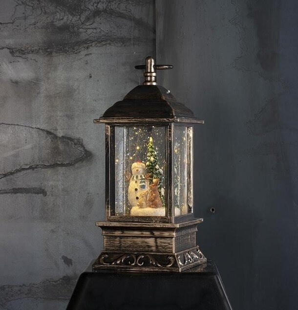 Lykta LED vattenglob Snögubbe från Multi Agentur, belyst