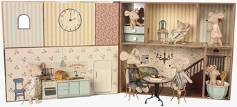 Mouse Book House Maileg från Maileg, detaljerat dockskåp