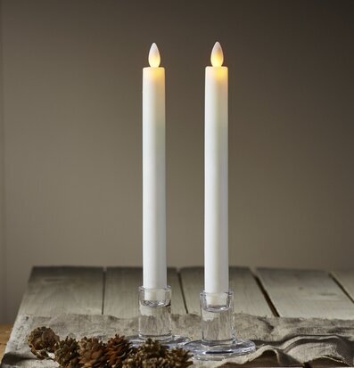 LED Antikljus 2-pack Glow från Star Trading på rustikt bord
