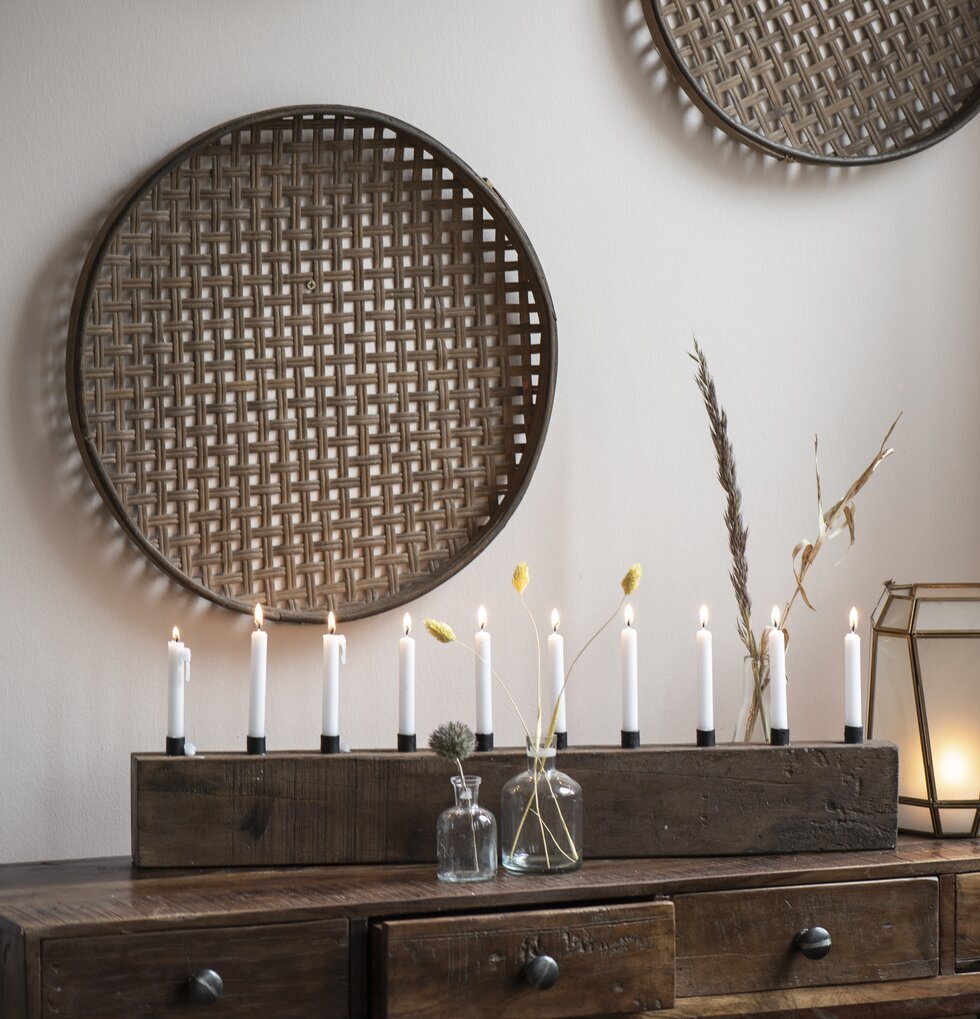 Ljusstake 10 Julgransljus Unika från IB Laursen på rustikt bord