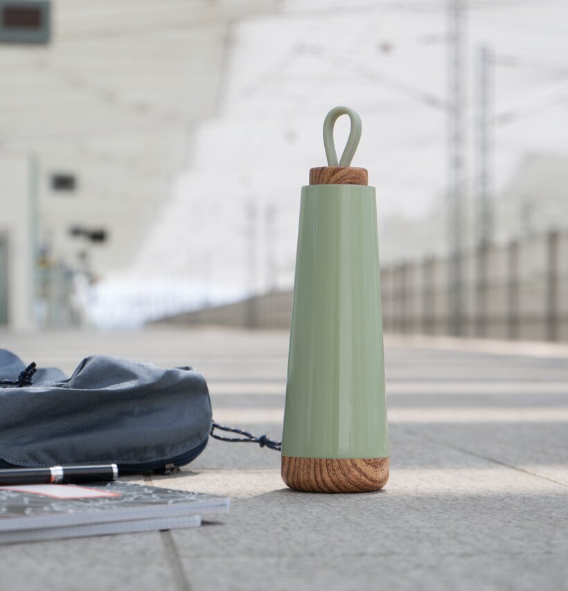 Termos 500 ml Mint Green från BOXinBAG med trälock