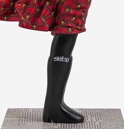 Bordslampa Milena från Skitso med skulpturell design