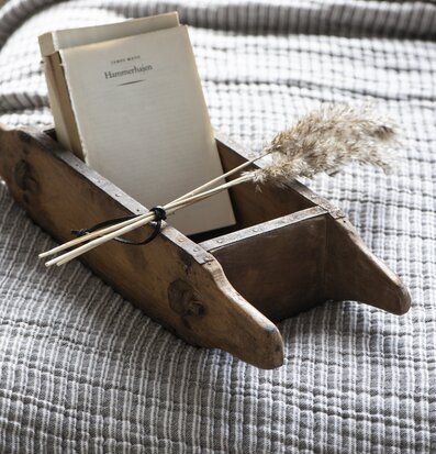 Murstensform Med Handtag från IB Laursen på en rutig pläd