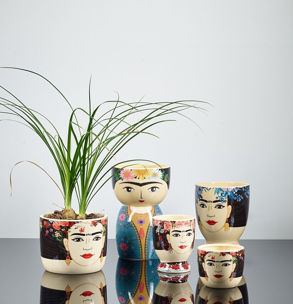 Ansiktskruka Flower från Bahne med färgglada detaljer