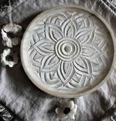 Träfat Fleur Whitewash från Majas Cottage med blommönster