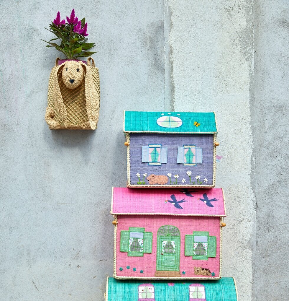 Förvaringskorg Vägg Kanin från Rice på rustik betongvägg