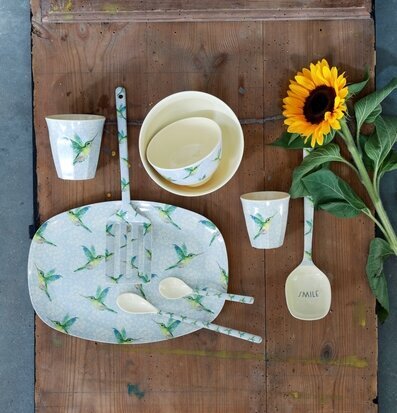 Liten Skål Hummingbird Print från Rice på rustikt träbord