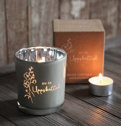 Bild av elegant ljuslykta med varm och inbjudande känsla