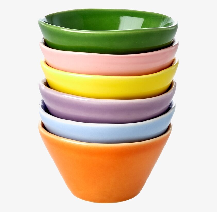 Dippskål från Rice i sex färger, staplade på varandra