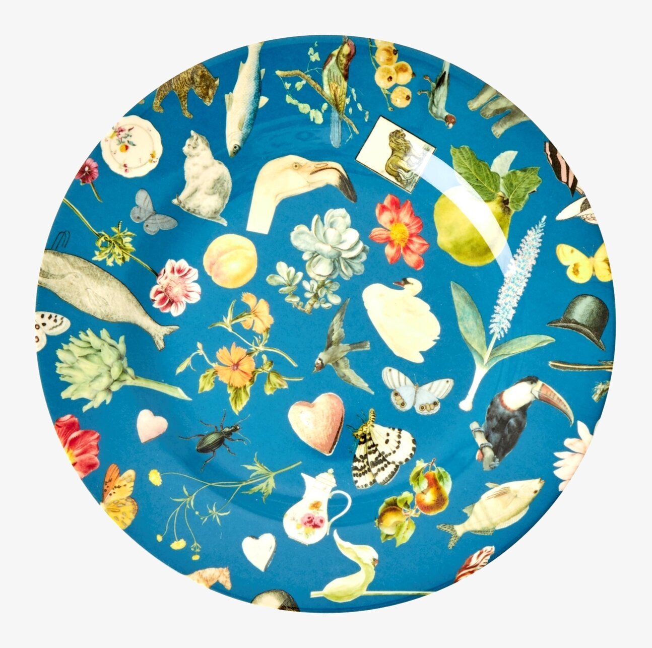 Assiett Blue Art Print från Rice med färgglada motiv