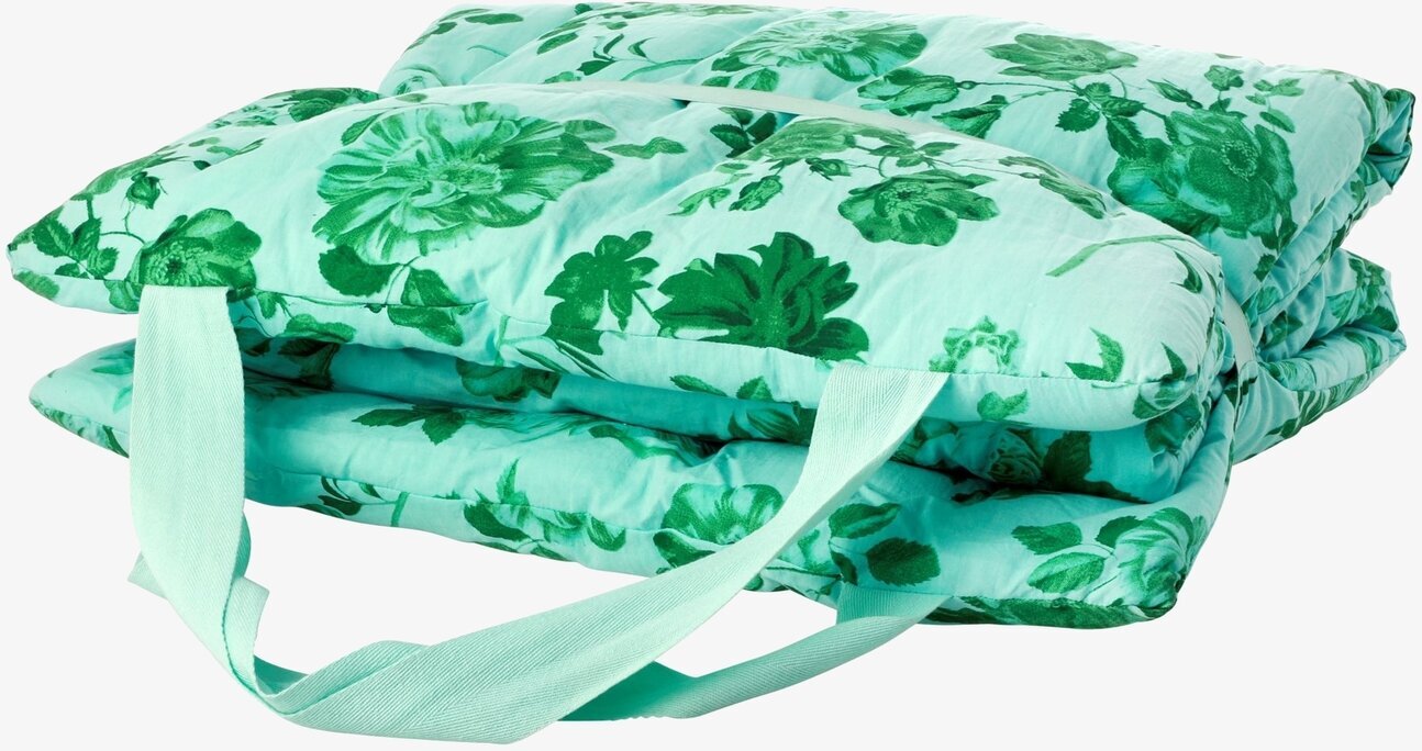 Strandbädd Green Rose Print från Rice med grönt blommönster
