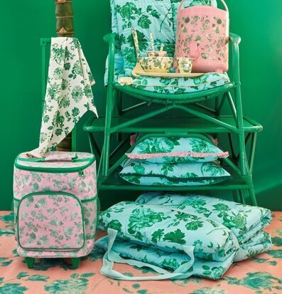 Strandbädd Green Rose Print från Rice med matchande tillbehör