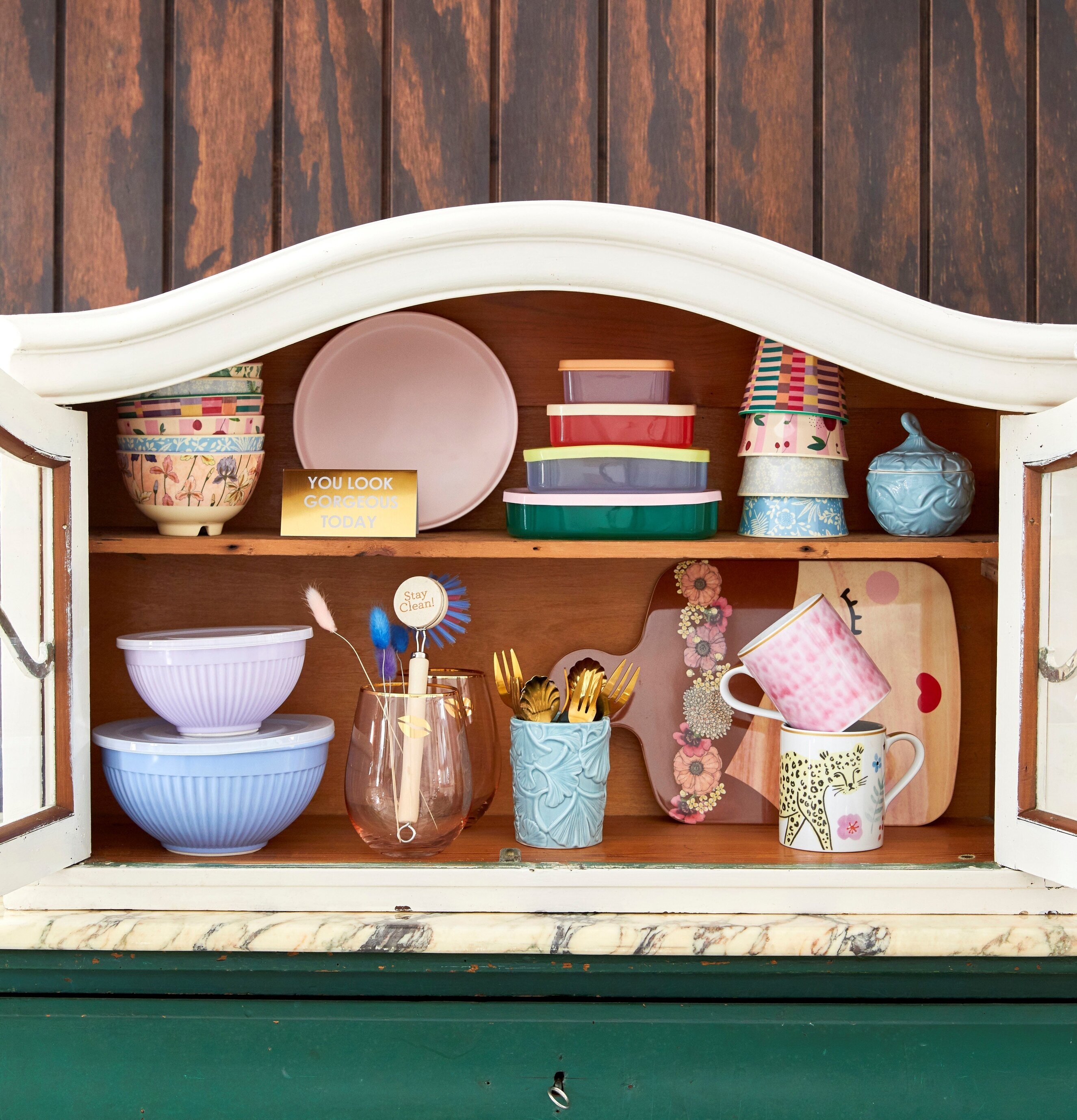 Plastburkar Med Lock - 4 Pack från Rice i färgglad hylla