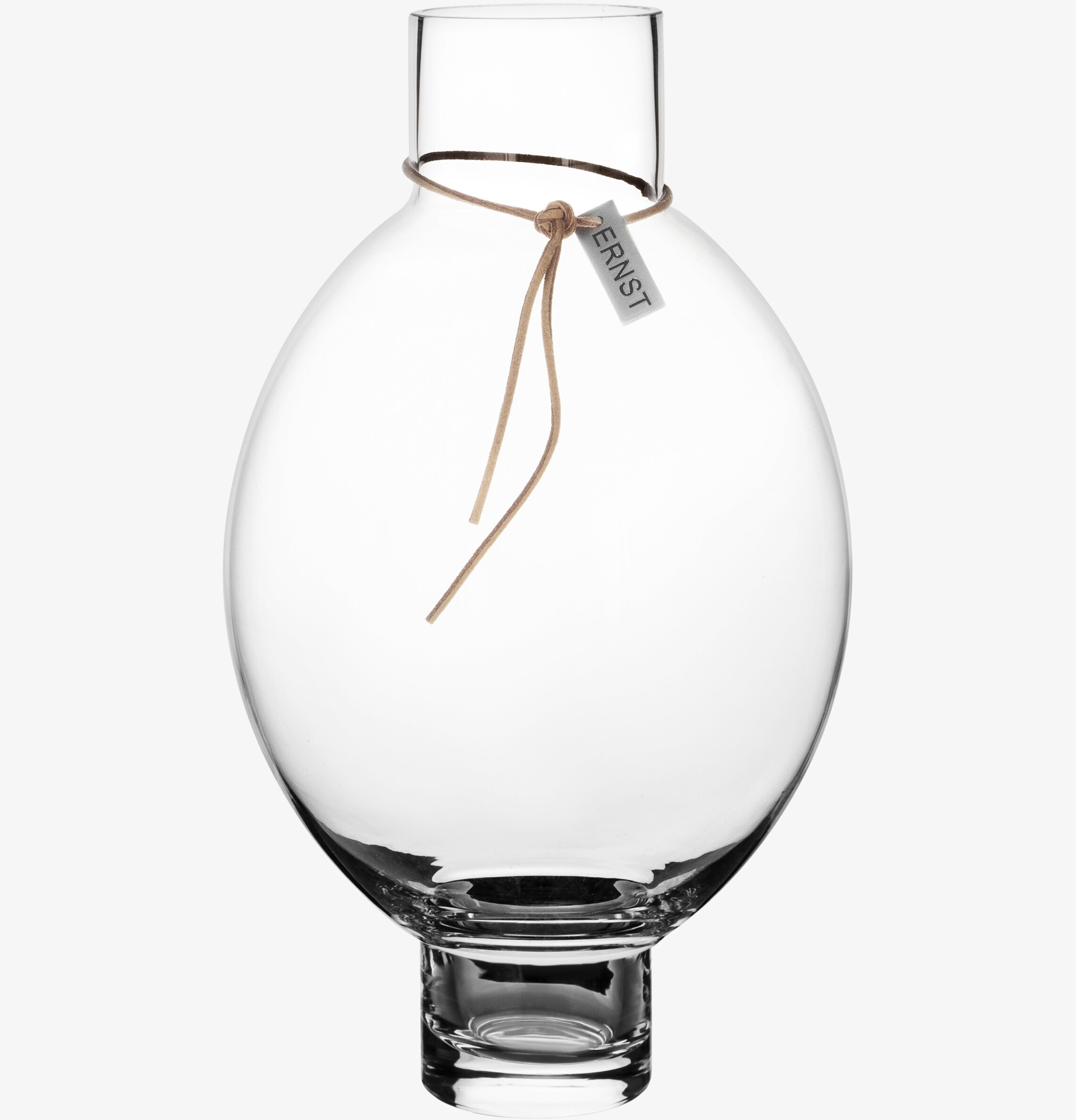 Glasvas Ernst Ø 13 cm från varumärket Ernst med läderband